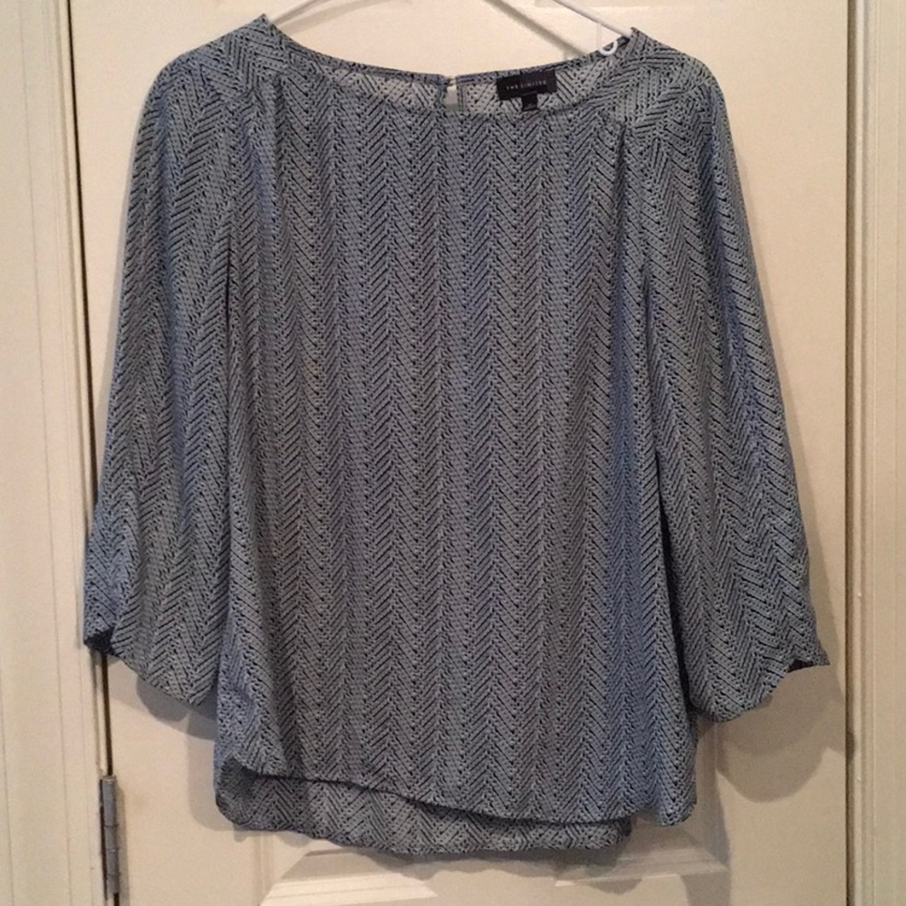 Limited blouse medium